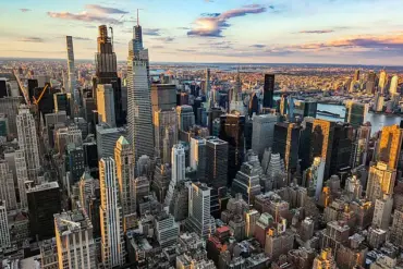 New York City Maintains Tourism Resilience Amid Broader US Decline Linked to Trump Presidency
