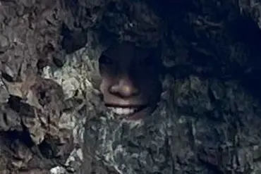 Reddit Challenge Unveils Hidden Sniper in New Zealand Seaside Photo