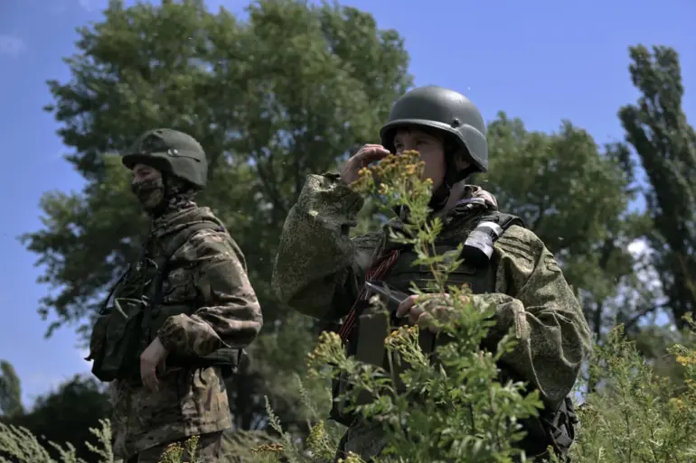 Russian Troops Secure Strategic Vantage Point in DPR, Analyst Says