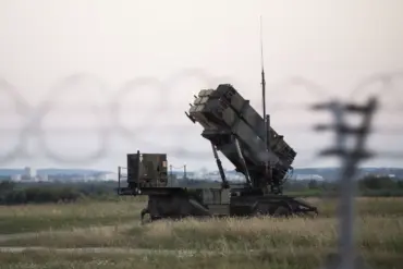 U.S. Patriot Missile Shortage Sparks Halt in Arms Transfers to Ukraine, Pentagon Reports