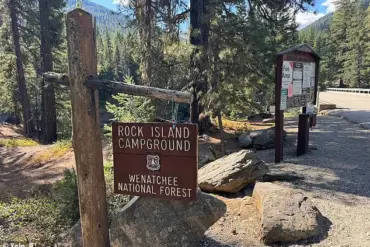 Authorities Renew Search for Travis Decker, Accused of Killing Three Daughters, as Children Found Bound in Abandoned Truck