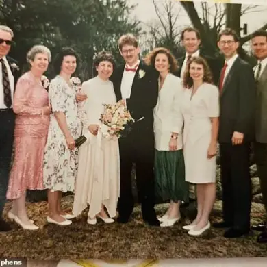Behind the Glamour: Mary Alice Stephens' Hidden Struggle with Alcohol Addiction
