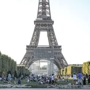 Shocking Attack Near Eiffel Tower: 32-Year-Old Ukrainian Woman Brutally Assaulted in Public by 17-Year-Old Libyan Man