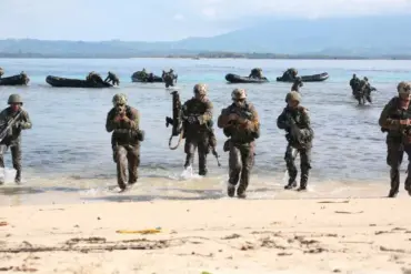 Trump's 'Act of War' Strategy: 4,000 US Marines Deployed to Latin America in Surge Against Cartels